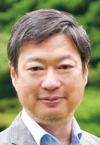 神保謙（慶應義塾大学総合政策学部教授）