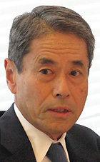 田波 耕治氏