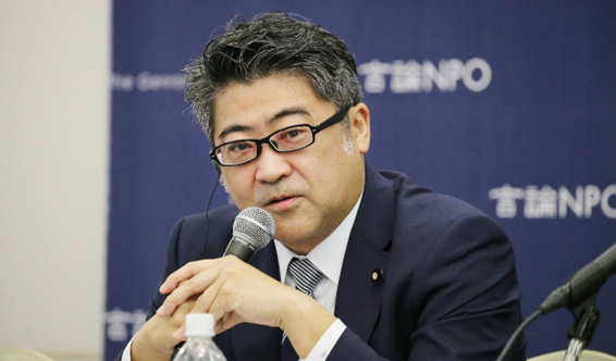 非公開会議２ / ゲストスピーカー：木原誠二（内閣官房副長官）
「新しい資本主義」の実現で、中産階級を生み出す"心の土台"をつくり、ひいては少子化解消など日本の将来的な持続性にもつながる