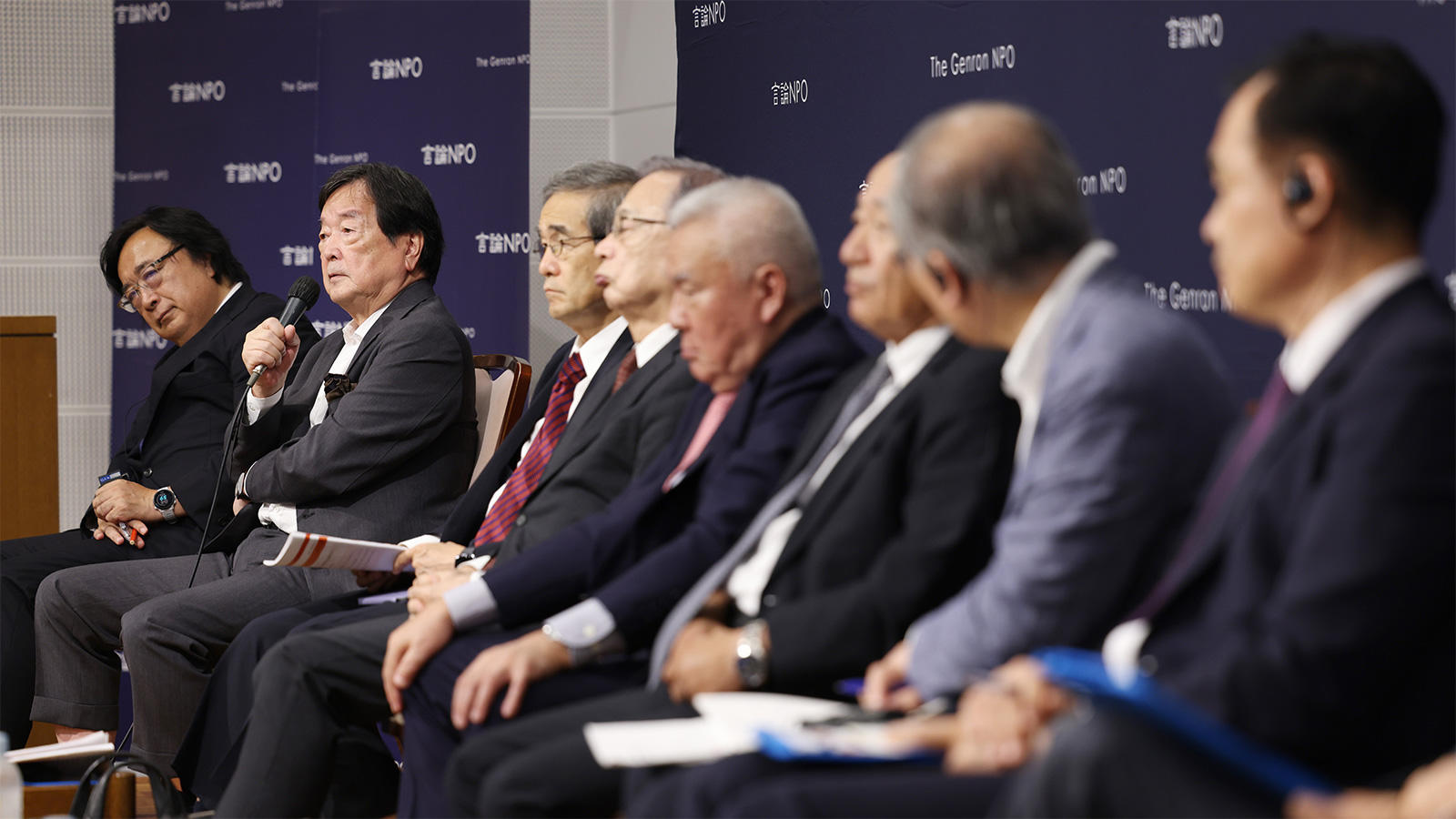 <span class="fs-s">日米韓３カ国の協力は、北朝鮮問題を超えて、地域の課題にも拡大を</span><span class="fs-es"> ～「日米韓対話」公開セッション報告～</span>