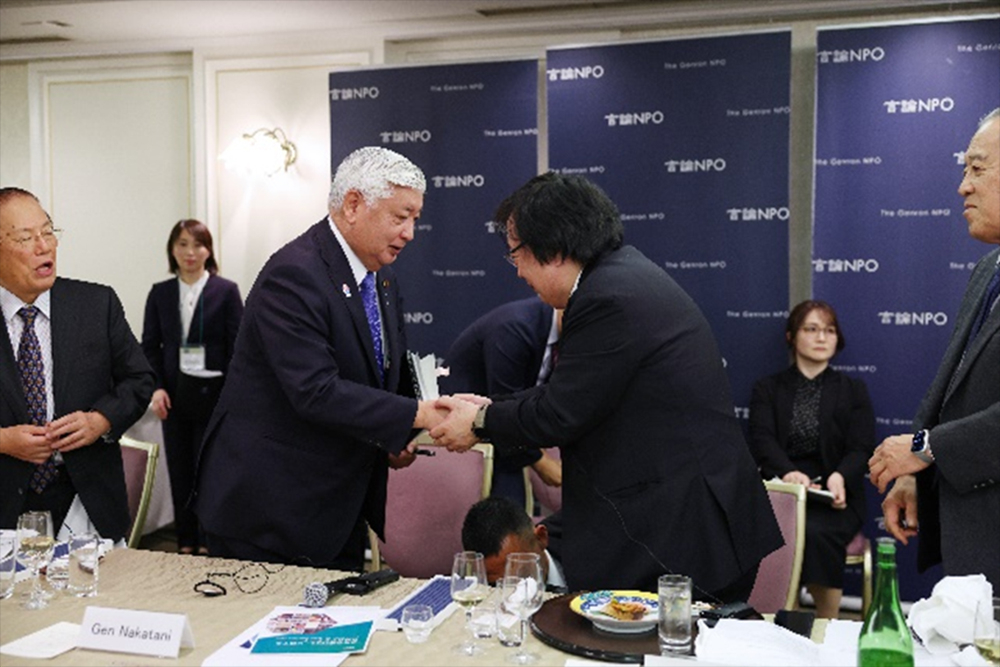 ワーキングディナー
世界の安全保障と日本の役割