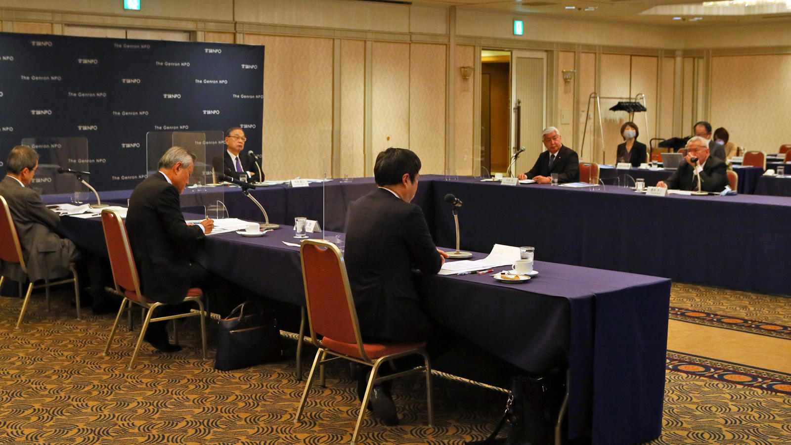 <span class="fs-s">安全保障分科会「地域の紛争防止と目指すべき東アジアの平和秩序」報告</span>