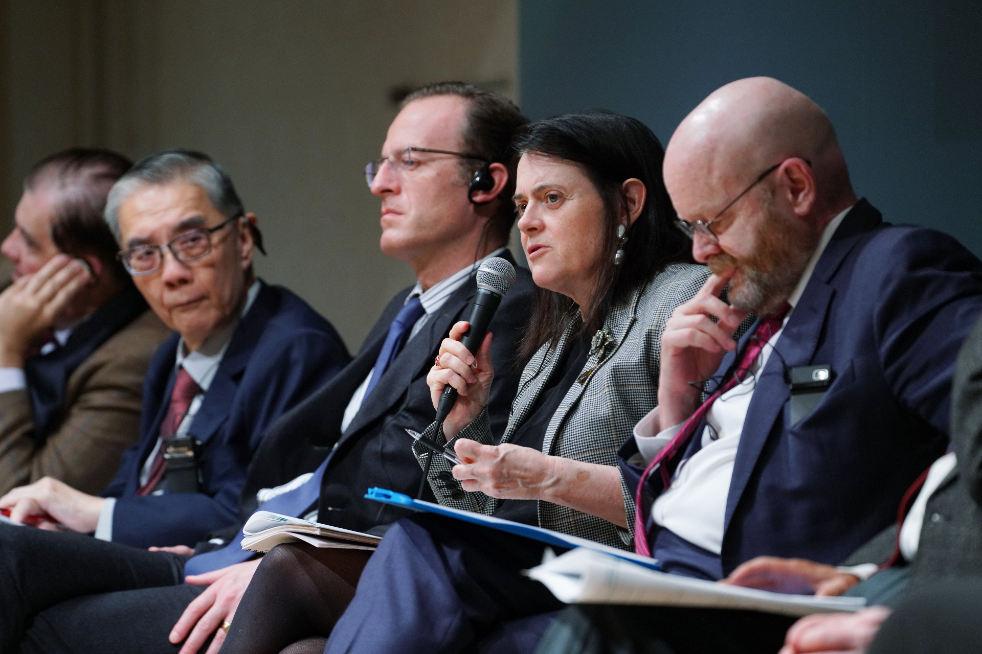 言論NPOは発言し、行動します